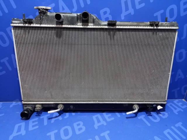 Радіатор основний 45111AL05A SUBARU
