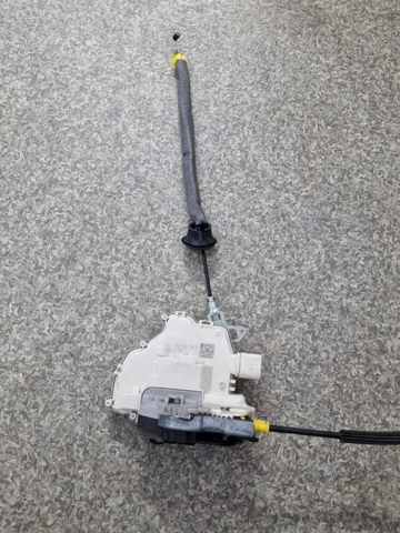Замок задньої дверї, правої 4G0839016D VAG