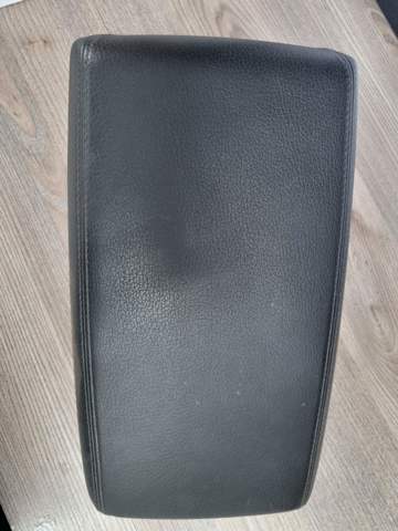 Кришка підлокітника 4G0864248K38M VAG