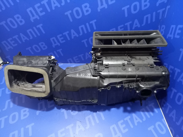 Корпус вентилятора пічки (опалювача салону), в зборі 4G1820356A VAG