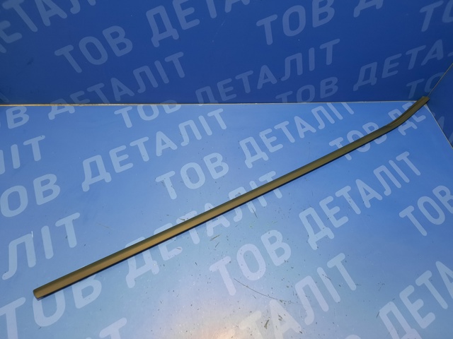 Молдинг передніх правих дверей 51137158534 BMW