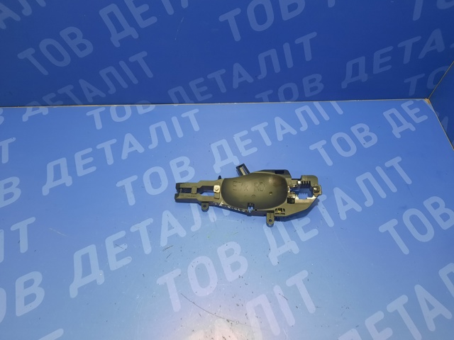 Тримач зовнішньої ручки дверей, задніх лівих 51217137053 BMW
