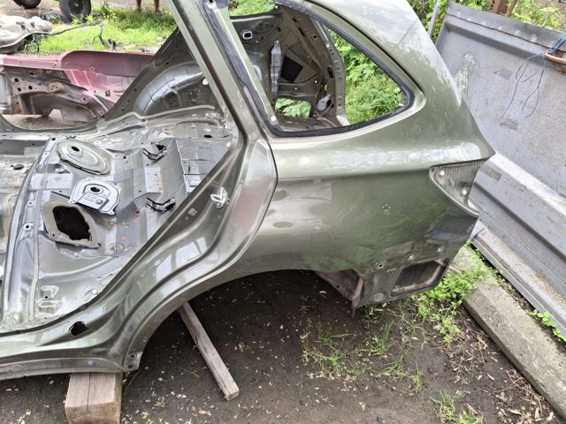 Крило заднє ліве 51439AL01A9P SUBARU