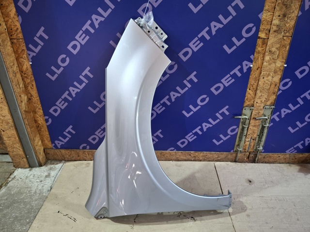 Переднє праве крило 57120SG0209P SUBARU