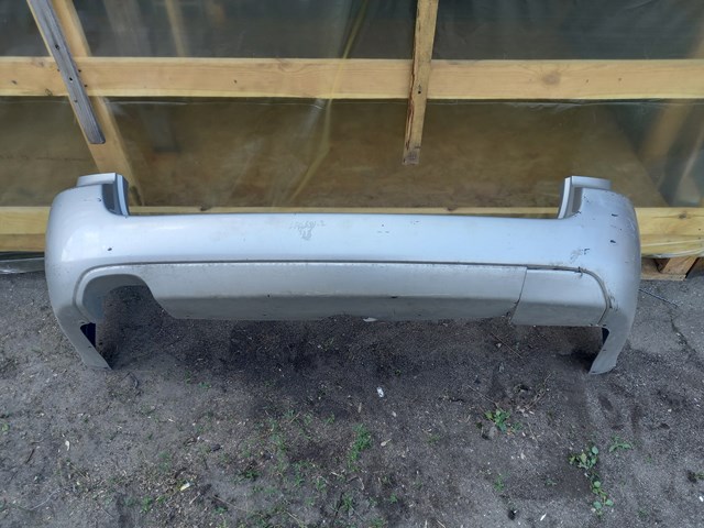Буфер (бампер) задній 57704AG070 SUBARU