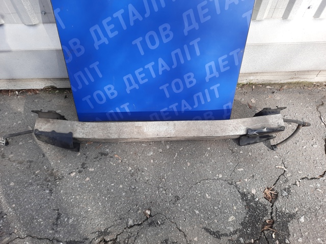 Шина бампера переднього Subaru Outback 3