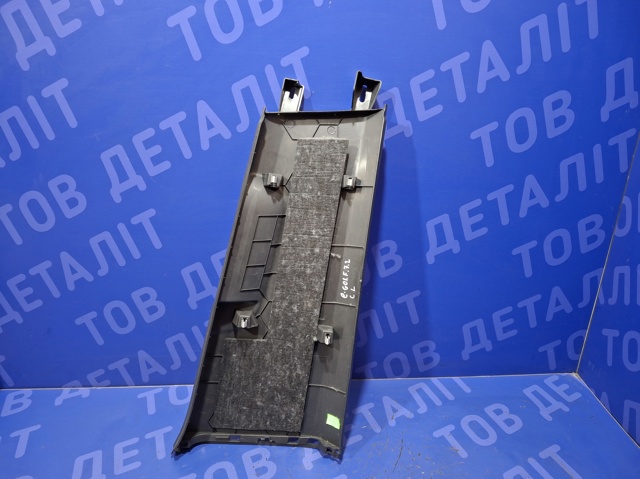 Обшивка стійки кузова внутрішньої, середня нижня ліва 5G4867291D82V VAG