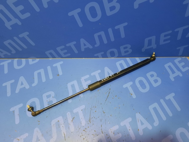 Амортизатор двері 3/5-ї задньої 5G6827550G VAG