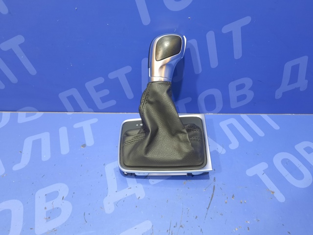 Рукоятка важеля КПП 5GE713203CUMF VAG