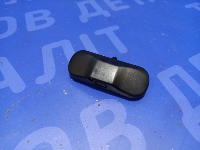 Форсунка омивача лобового скла 5M0955986C9B9 VAG