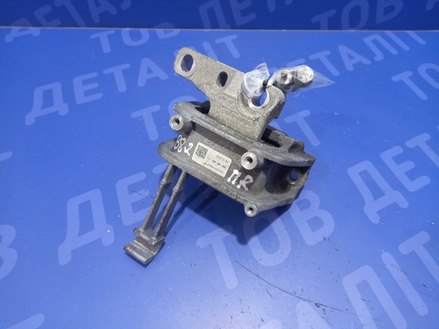 Подушка трансмісії (опора коробки передач), ліва 5Q0199262BJ VAG