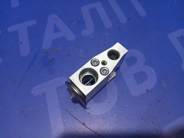 Клапан TRV, кондиціонера 5Q0820679E VAG