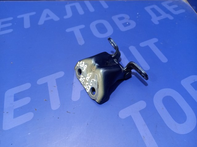 Петля задніх правих дверей 60479AL00B SUBARU