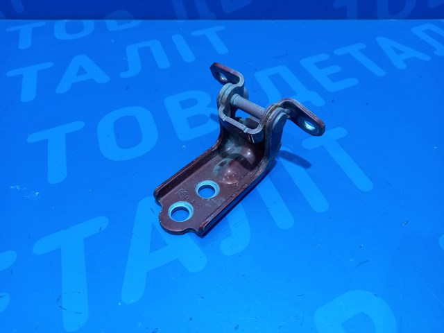 Петля задніх лівих дверей 60479FG032 SUBARU