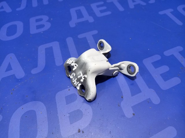 Дверний шарнір задній лівий 60479SJ010 SUBARU