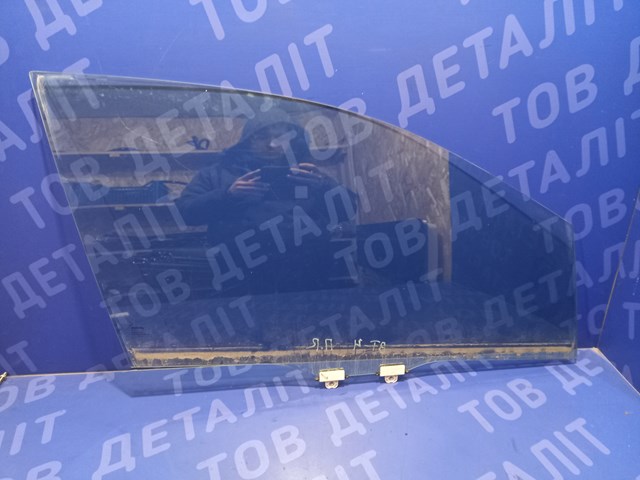 Скло пасажирських дверей 61011AN02A SUBARU