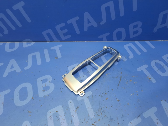 Облицювання важеля перемикання передач АКПП 61316975467 BMW