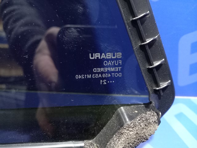 Кватирка двері трикутник, задня, права 62012AN32A SUBARU