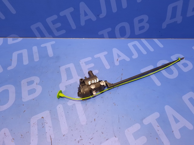 Замок відкривання лючка бензобаку 67116985882 BMW