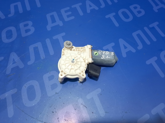 Мотор склопідйомника водійських дверей 67627267691 BMW