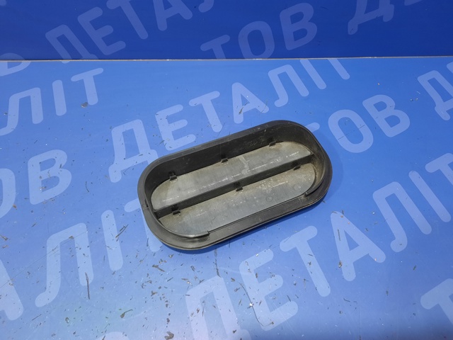 Решітка задня вентиляції салону, ліва 6R0819465C VAG