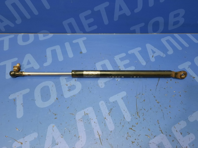 Амортизатор двері 3/5-ї задньої 8180065820 SUZUKI