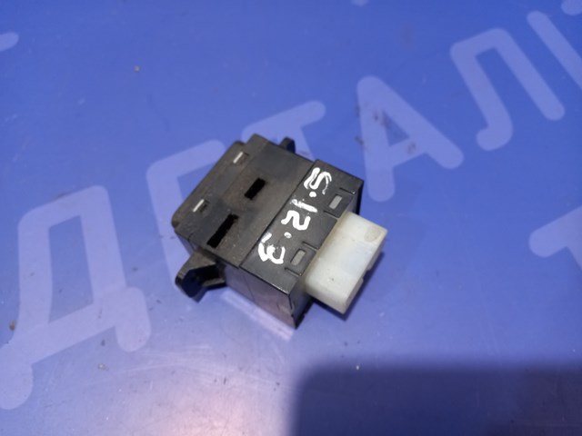 Кнопка обігріву сидіння 83245AG080 SUBARU