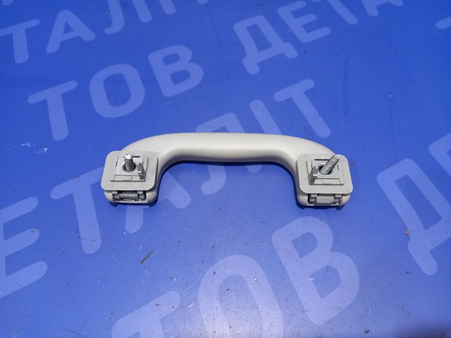 Поручні (тримачі) і гачок для одягу 95395497 GM