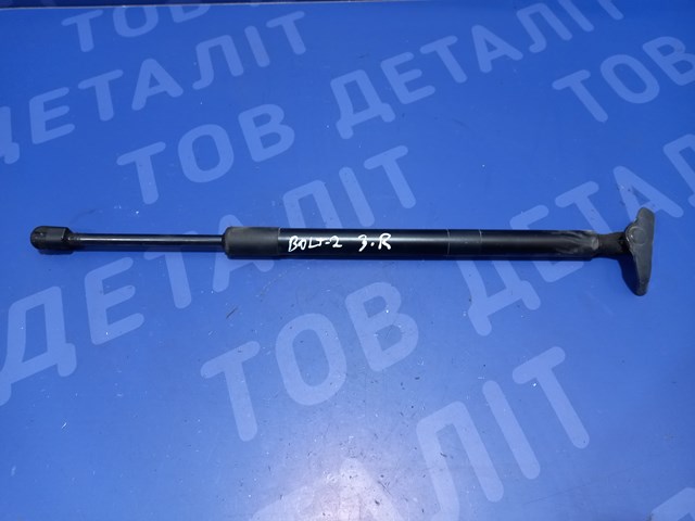 Амортизатор двері 3/5-ї задньої 95429722 GM