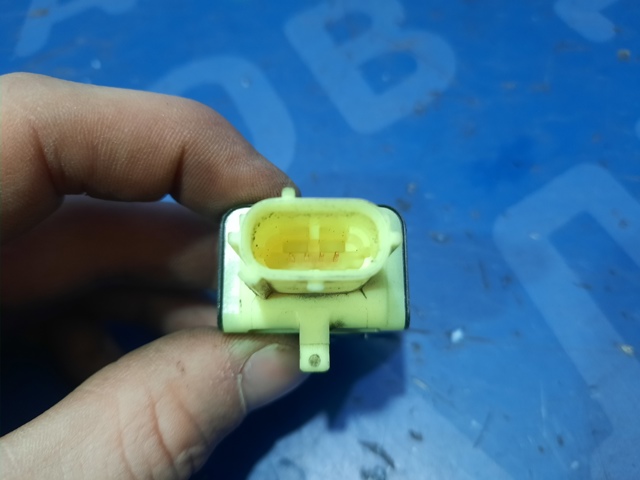 Датчик подушки безпеки 98237AG000 SUBARU
