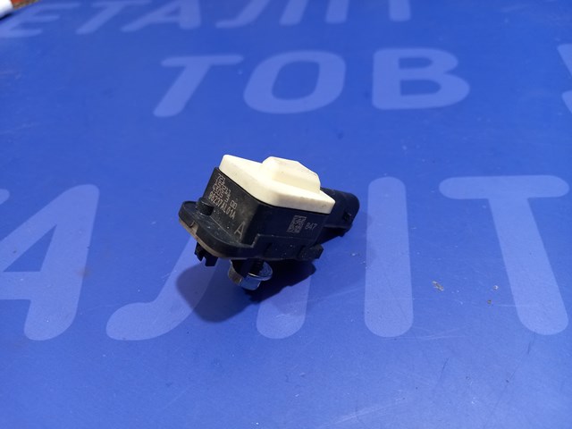 Датчик Ейрбег передній 98237AL01A SUBARU