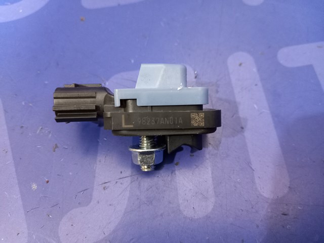 Датчик подушки безпеки 98237AN01A SUBARU