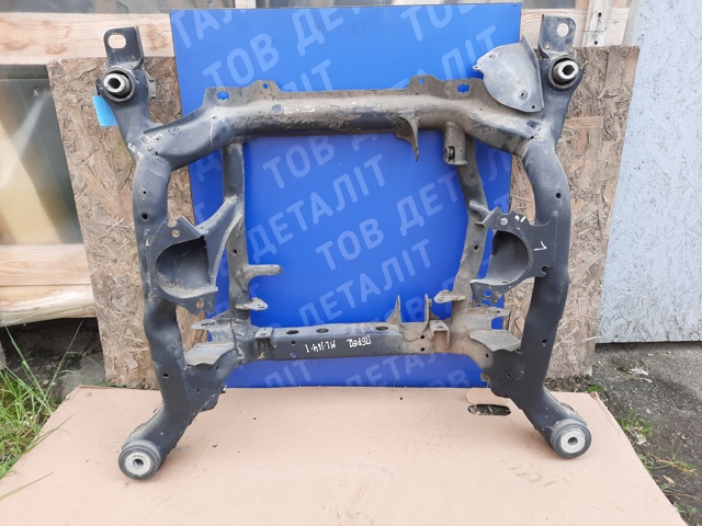 Підрамник передньої підвіски A1643300058 MERCEDES