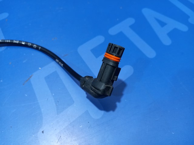 Передній датчик ABS A1645401617 MERCEDES