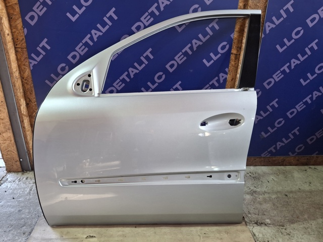 Двері передні, ліві A1647200105 MERCEDES