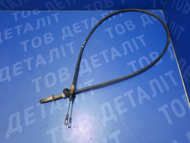 Трос стоянкового гальма задній правий A2114202485 MERCEDES