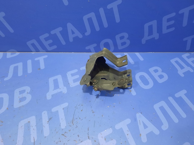 Кронштейн підсилювача переднього бампера A2116204031 MERCEDES
