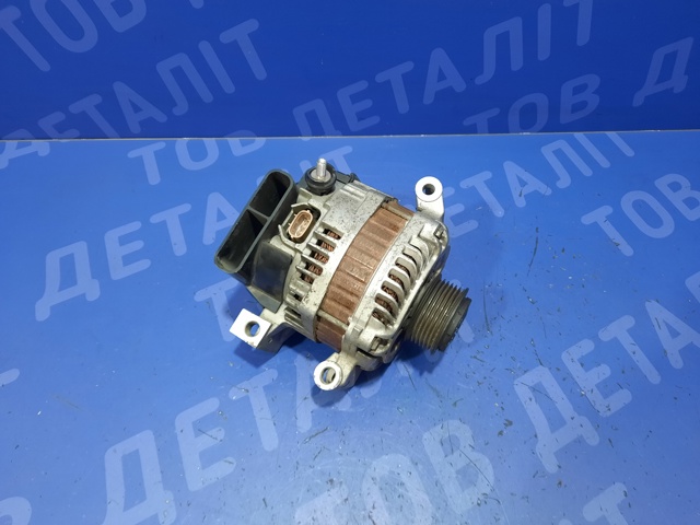 Авто генератор L3M618300C MAZDA