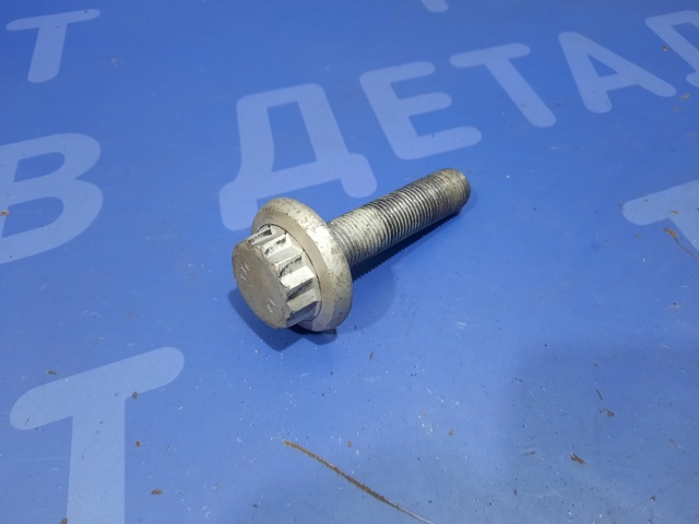 Болт кріплення маточини WHT005437A VAG