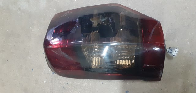 Ліхтар задній правий 8330B210 MITSUBISHI