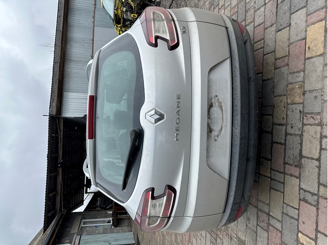 Задня ліва внутрішня фара 265550028R RENAULT