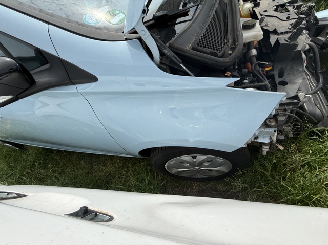 Переднє праве крило 631005416R RENAULT