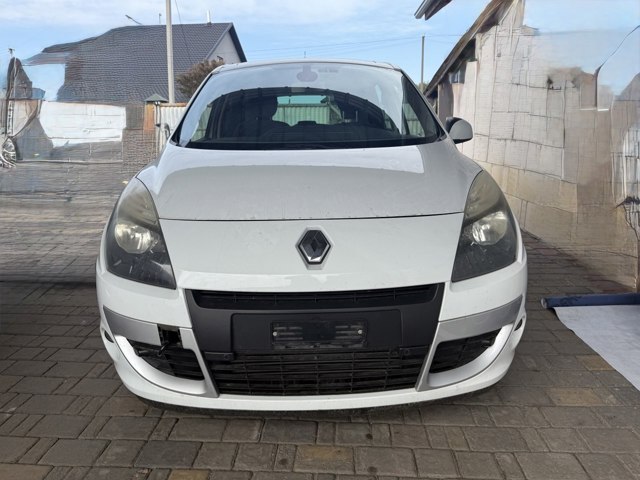 Капот 651008842R RENAULT