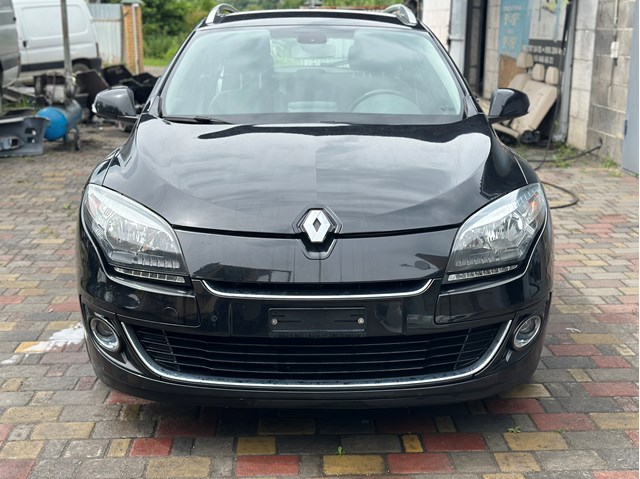Автомобільне скло 727121653R RENAULT