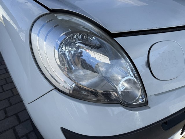 Фара передня права 7701068178 RENAULT