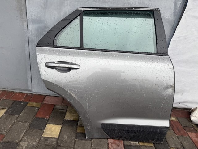 Двигун стеклопод'емника двері задньої, правої 83460AT000 HYUNDAI