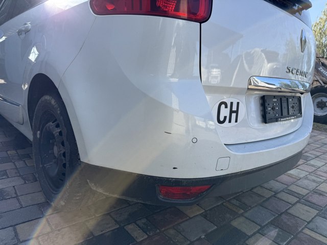 Буфер (бампер) задній 850126081R RENAULT