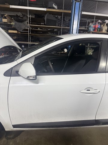 Бічне дзеркало заднього виду в зборі 963028938R RENAULT