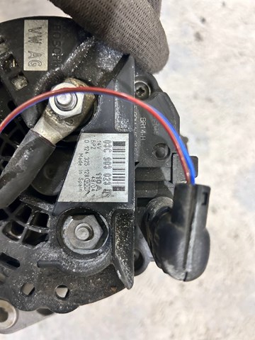 Авто генератор 03C903023D VAG