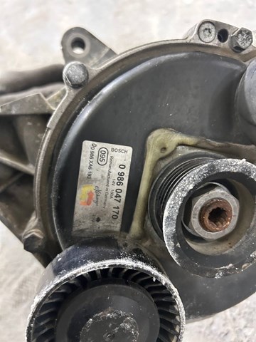 Авто генератор 0986047170 BOSCH